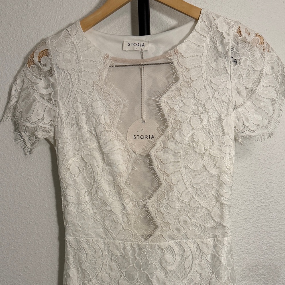 Storia Ivory Lace Midi Dress with Scalloped V-Neck